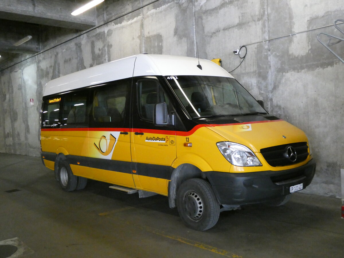 (237'789) - PostAuto Graub�nden - Nr. 13/GR 101'421 - Mercedes (ex Nr. 5) am 2. Juli 2022 in Thusis, Postautostation