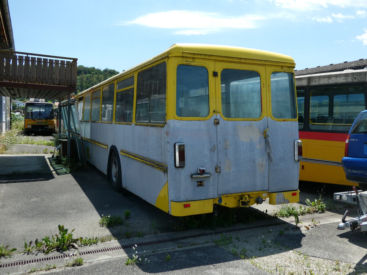 (237'883) - Kt. Luzern, Luzern (R�trobus) - FBW/Hess (ex AAGR Rothenburg Nr. 49) am 3. Juli 2022 in Faoug, Carrosserie Etter