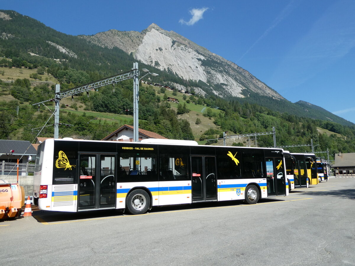 (238'095) - TMR Martigny - Nr. 103/VS 89'944 - MAN am 16. Juli 2022 in Orsi�res, Garage