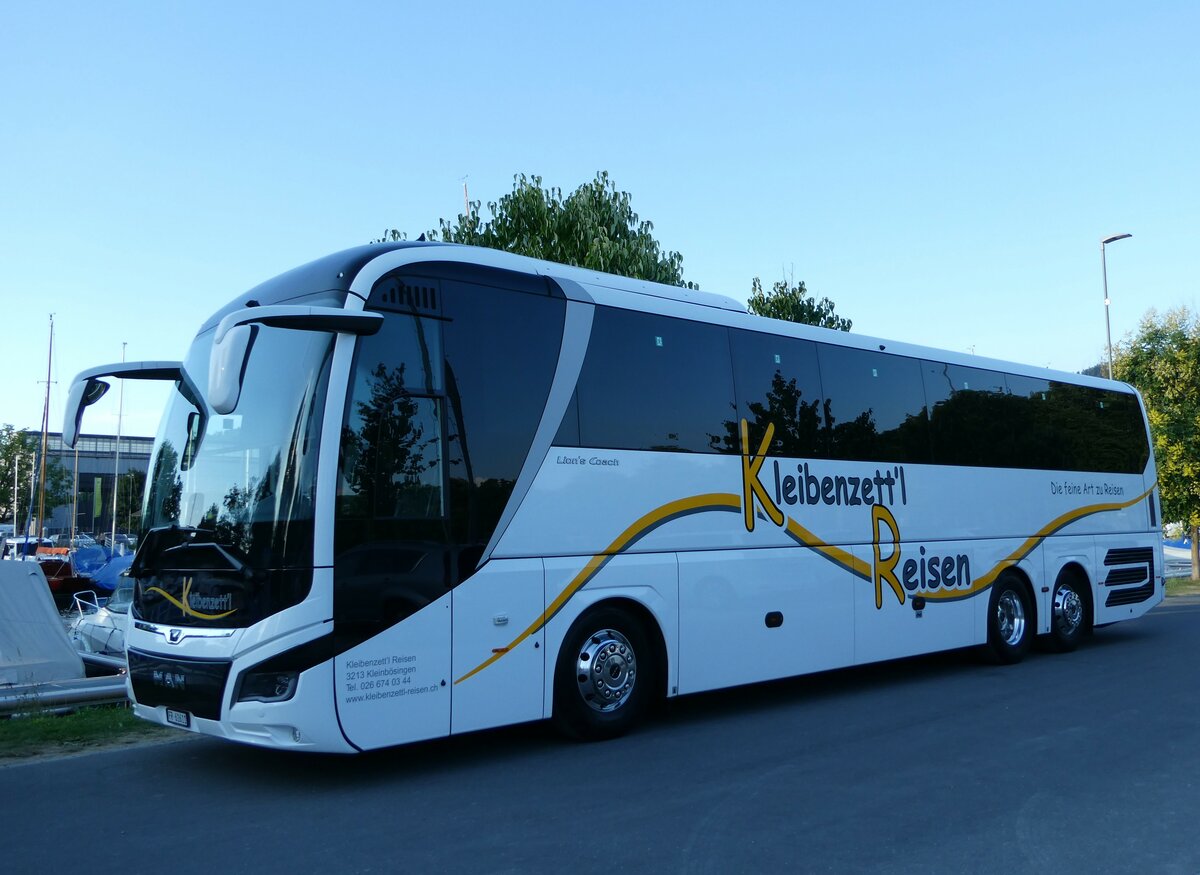 (238'200) - Kleibenzett'l, Kleinb�singen - FR 61'611 - MAN am 16. Juli 2022 in Thun, Strandbad
