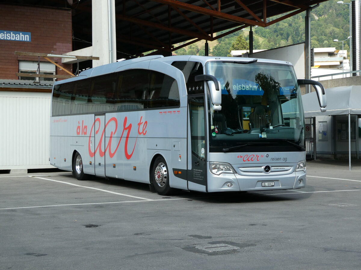 (238'305) - � la Carte, Liestal - BL 6663 - Mercedes am 21. Juli 2022 in Thun, Grabengut