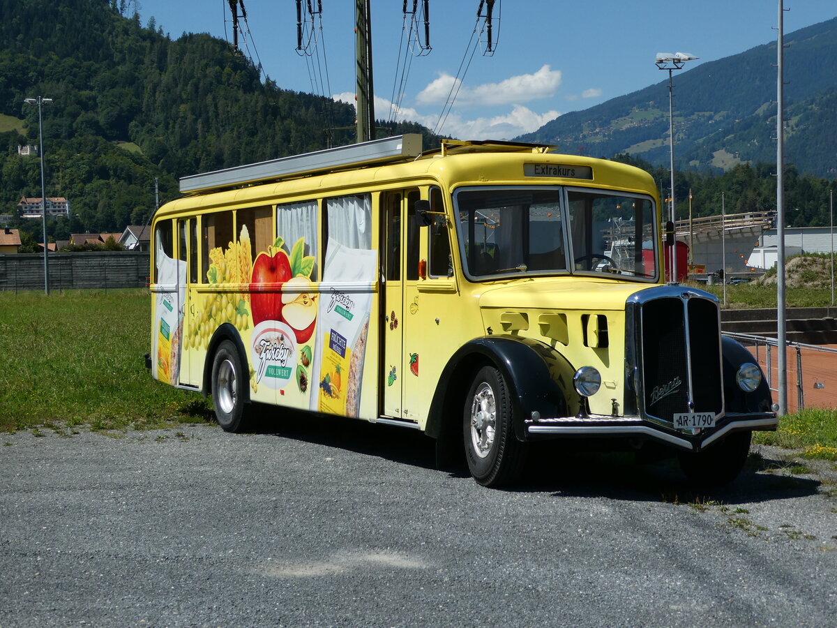 (238'767) - Hugener, Stein - AR 1790 - Berna/Hess (ex Zwicky, Wigoltingen; ex Merk, Amriswil; ex Baub�ro; ex SOO Olten Nr. 9) am 1. August 2022 in Wilderswil, Mittelweg