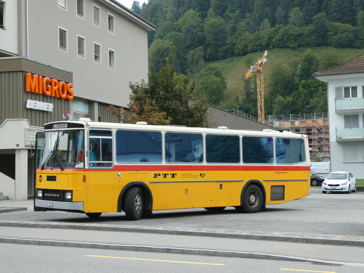 (239'749) - Roth, Z�rich - SH 36'376 - Saurer/T�scher (ex Looser, Elm; ex Mattli, Wassen) am 28. August 2022 in Wolhusen, Markt