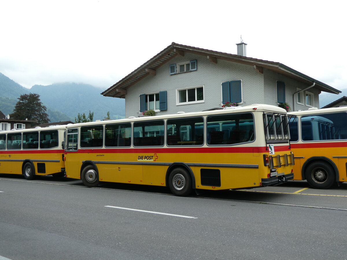 (239'798) - Ackermann, Landquart - GR 106'362 - Saurer/R&J (ex F�ssler, Unteriberg; ex Sch�rch, Gutenburg Nr. 6; ex P 24'358) am 28. August 2022 in Giswil, Hotel Bahnhof