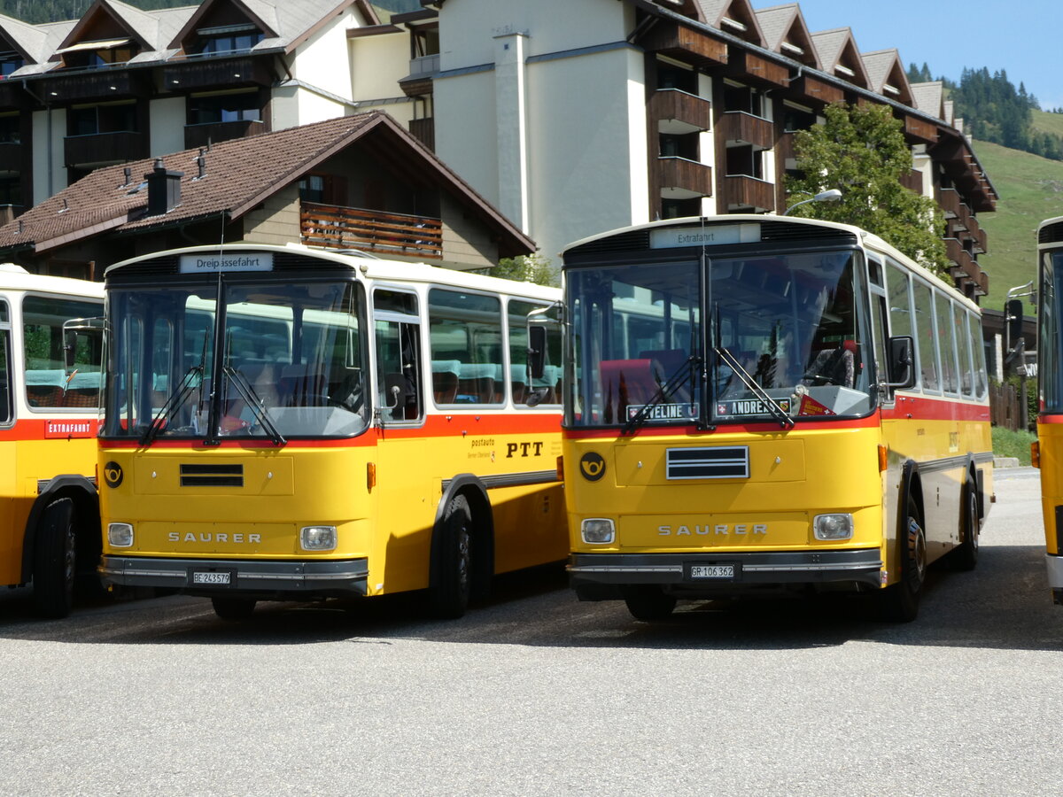 (239'856) - Ackermann, Landquart - GR 106'362 - Saurer/R&J (ex F�ssler, Unteriberg; ex Sch�rch, Gutenburg Nr. 6; ex P 24'358) am 28. August 2022 in S�renberg, Platz
