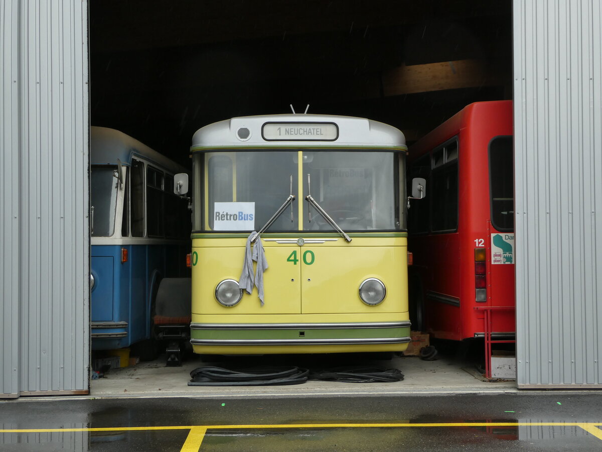 (240'166) - TN Neuch�tel (R�trobus) - Nr. 40 - Saurer/Hess Trolleybus (ex TPF Fribourg Nr. 340; ex TF Fribourg Nr. 40) am 24. September 2022 in Moudon, R�trobus