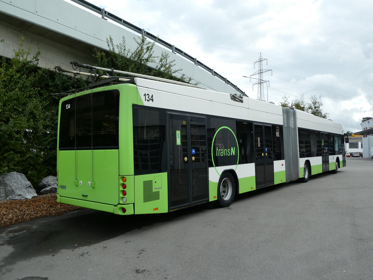 (240'210) - transN, La Chaux-de-Fonds - Nr. 134 - Hess/Hess Gelenktrolleybus (ex TN Neuch�tel Nr. 134) am 24. September 2022 in Kerzers, Interbus