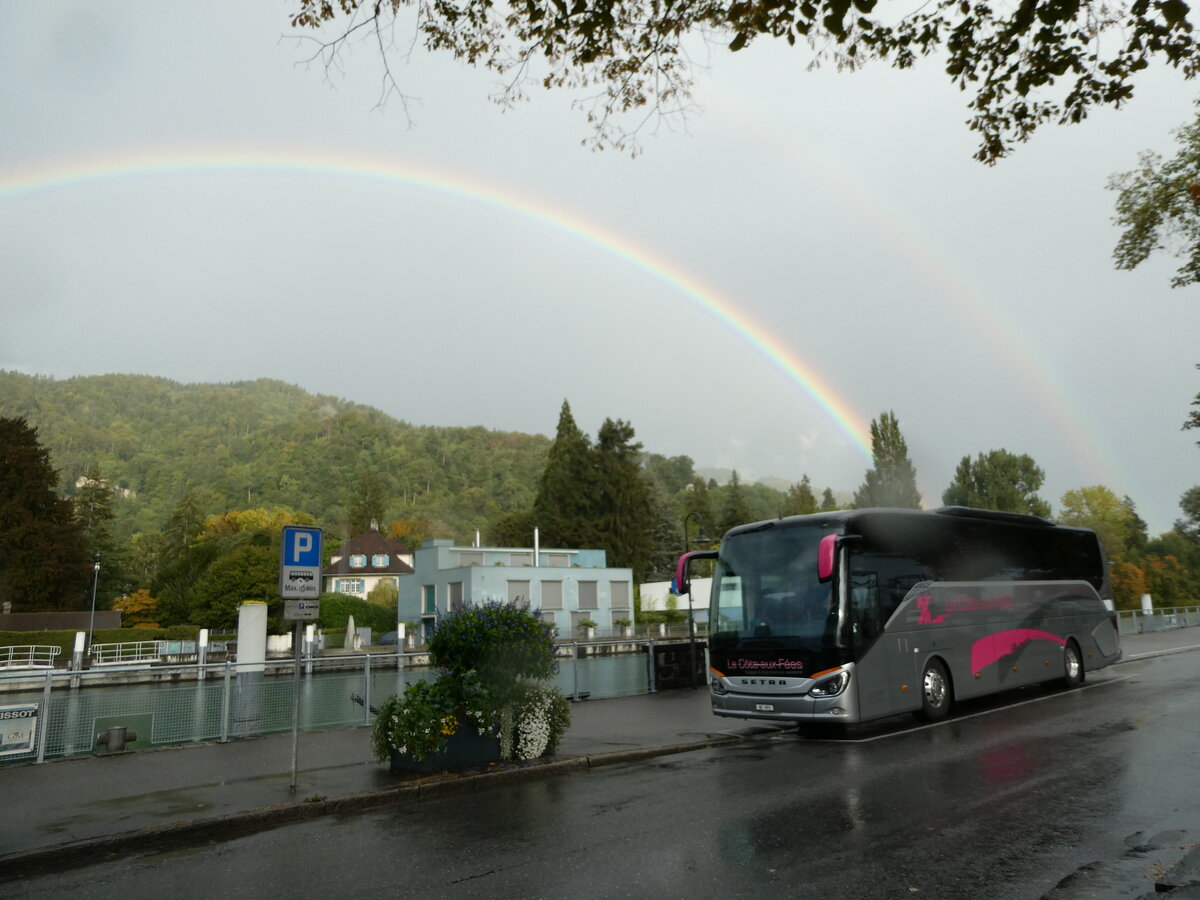 (240'218) - Auto-Transports, La C�te-aux-F�es - NE 993 - Setra am 24. September 2022 bei der Schiffl�ndte Thun