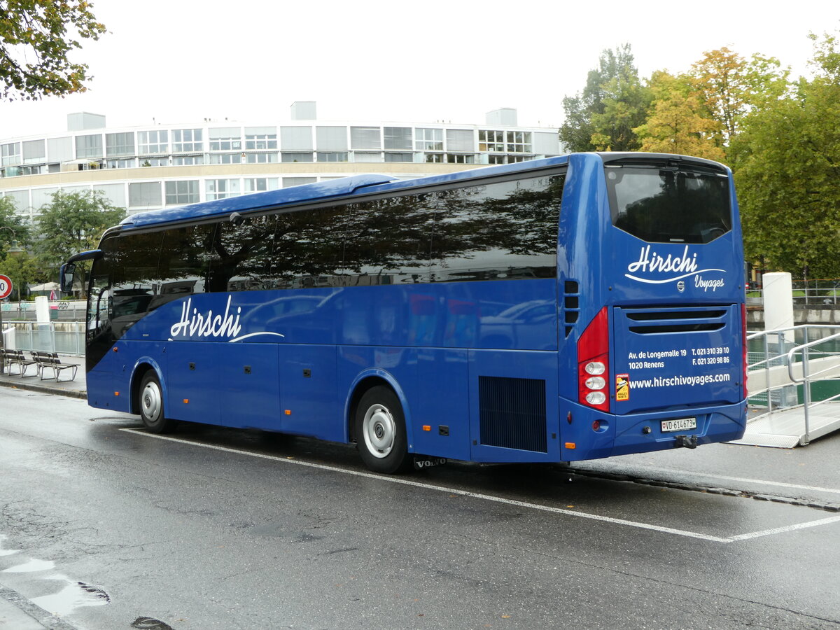 (240'352) - Hirschi, Renens - VD 614'673 - Volvo am 28. September 2022 bei der Schiffl�ndte Thun