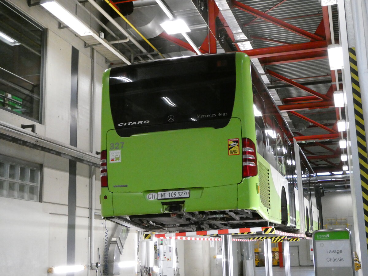 (240'366) - transN, La Chaux-de-Fonds - Nr. 327/NE 109'327 - Mercedes am 1. Oktober 2022 in La Chaux-de-Fonds, D�p�t