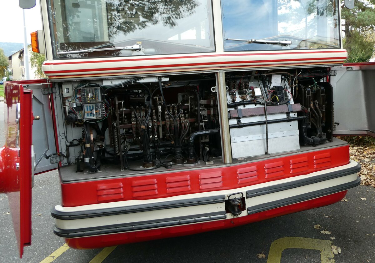 (240'801) - VB Biel - Nr. 21 - Berna/Hess Trolleybus am 9. Oktober 2022 in Biel, L�hre (Detailaufnahme)