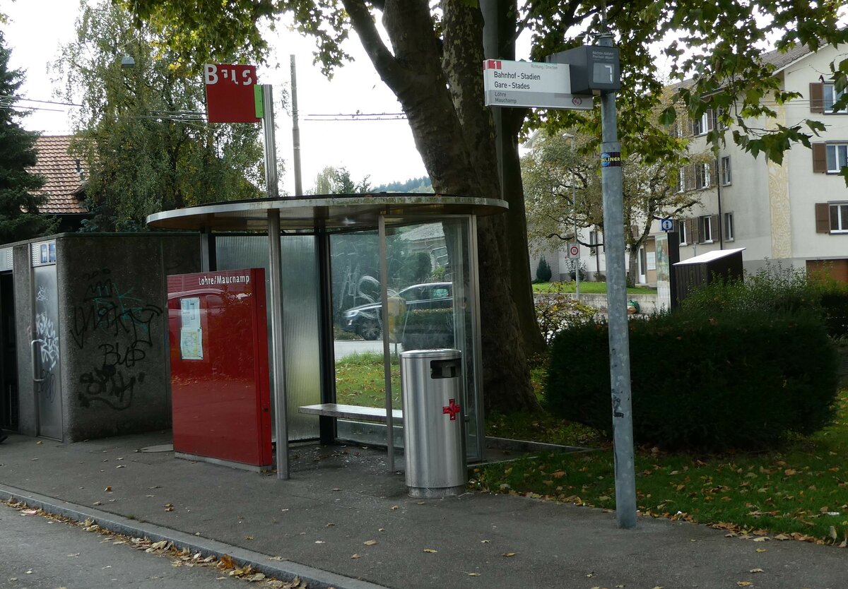 (240'805) - VB-Haltestelle am 9. Oktober 2022 in Biel, L�hre