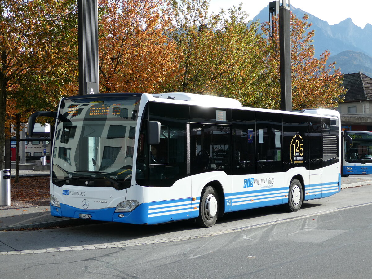 (240'897) - RTB Altst�tten - Nr. 74/SG 348'795 - Mercedes am 11. Oktober 2022 beim Bahnhof Sargans