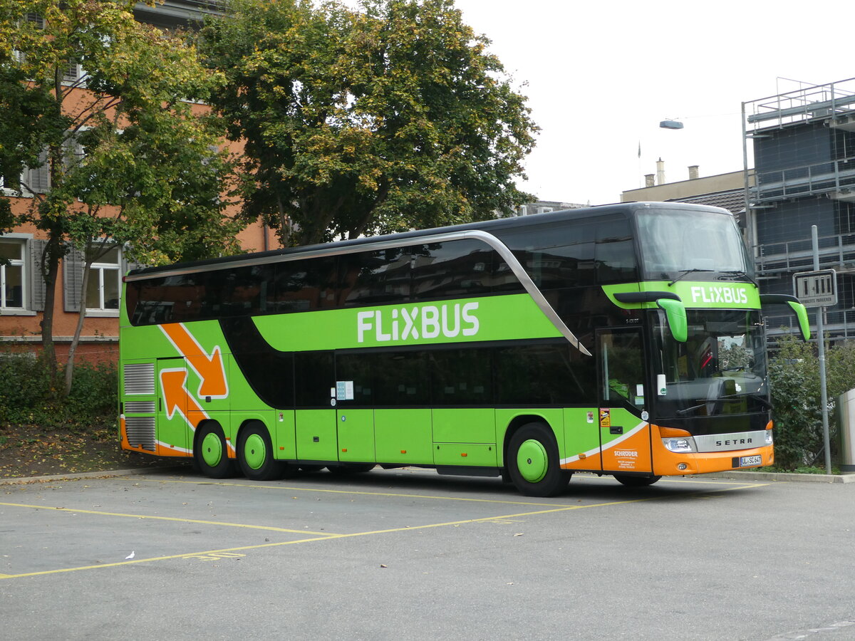 (241'644) - Aus Deutschland: Schr�der, Langenau - UL-SC 647 - Setra am 20. Oktober 2022 in Z�rich, Sihlquai