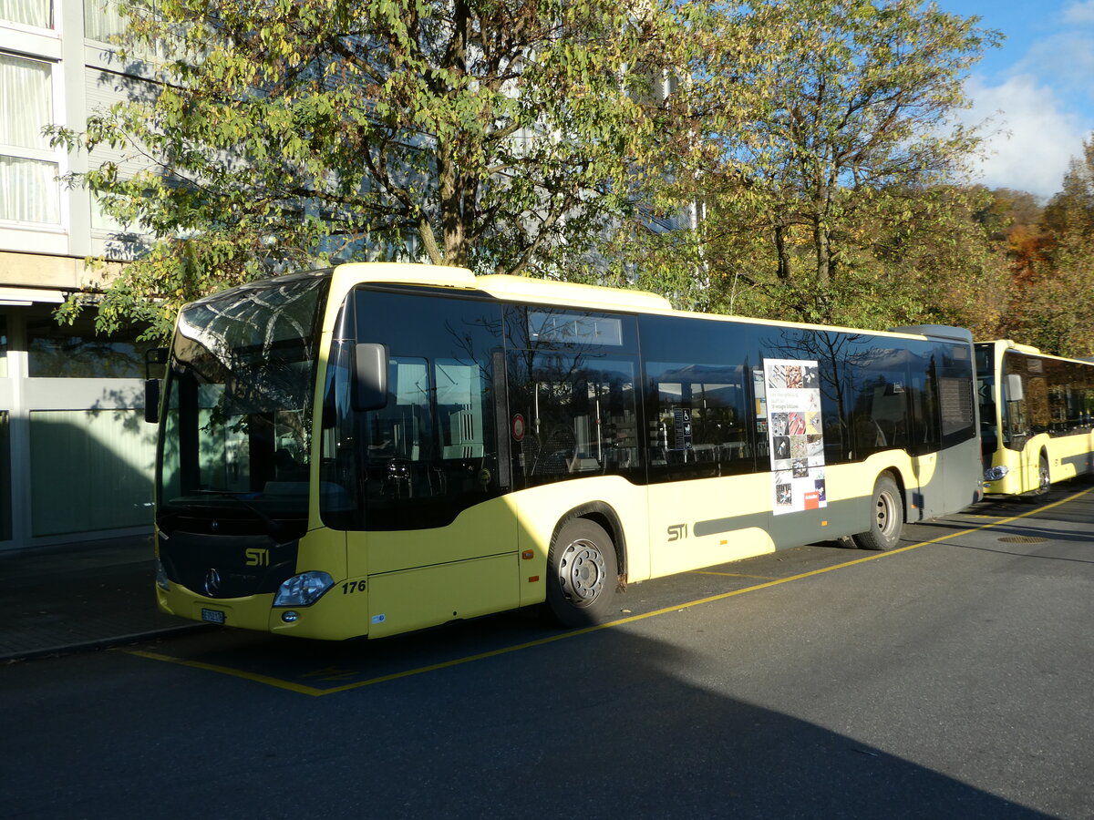 (242'392) - STI Thun - Nr. 176/BE 752'176 - Mercedes am 10. November 2022 bei der Schiffl�ndte Thun