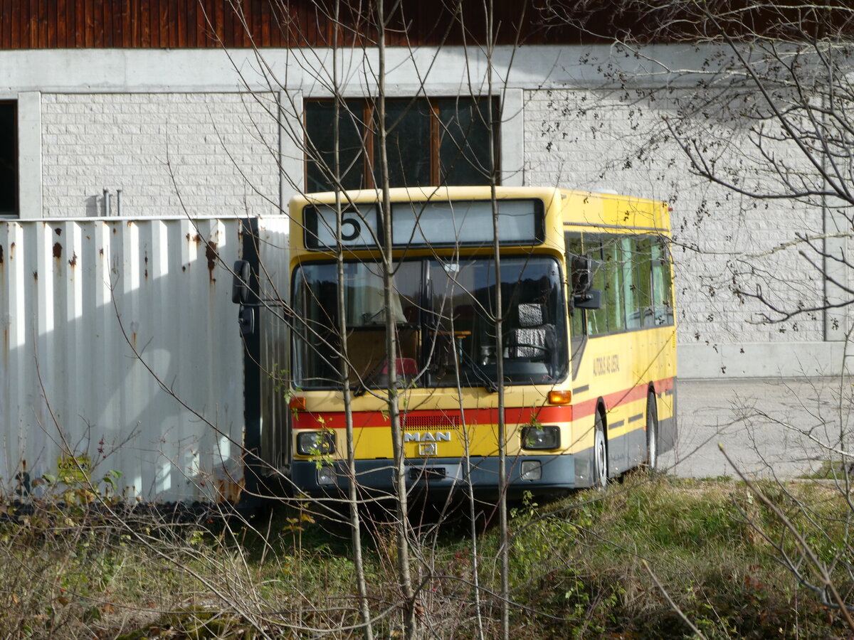 (242'406) - R�ttimann, Ballmwil - Nr. 1 - MAN/G�ppel (ex BSF Hochdorf Nr. 301; ex BSF Hochdorf Nr. 1; ex AAGL Liestal Nr. 51) am 11. November 2022 in Fl�hli, Alte Gemeindestrasse