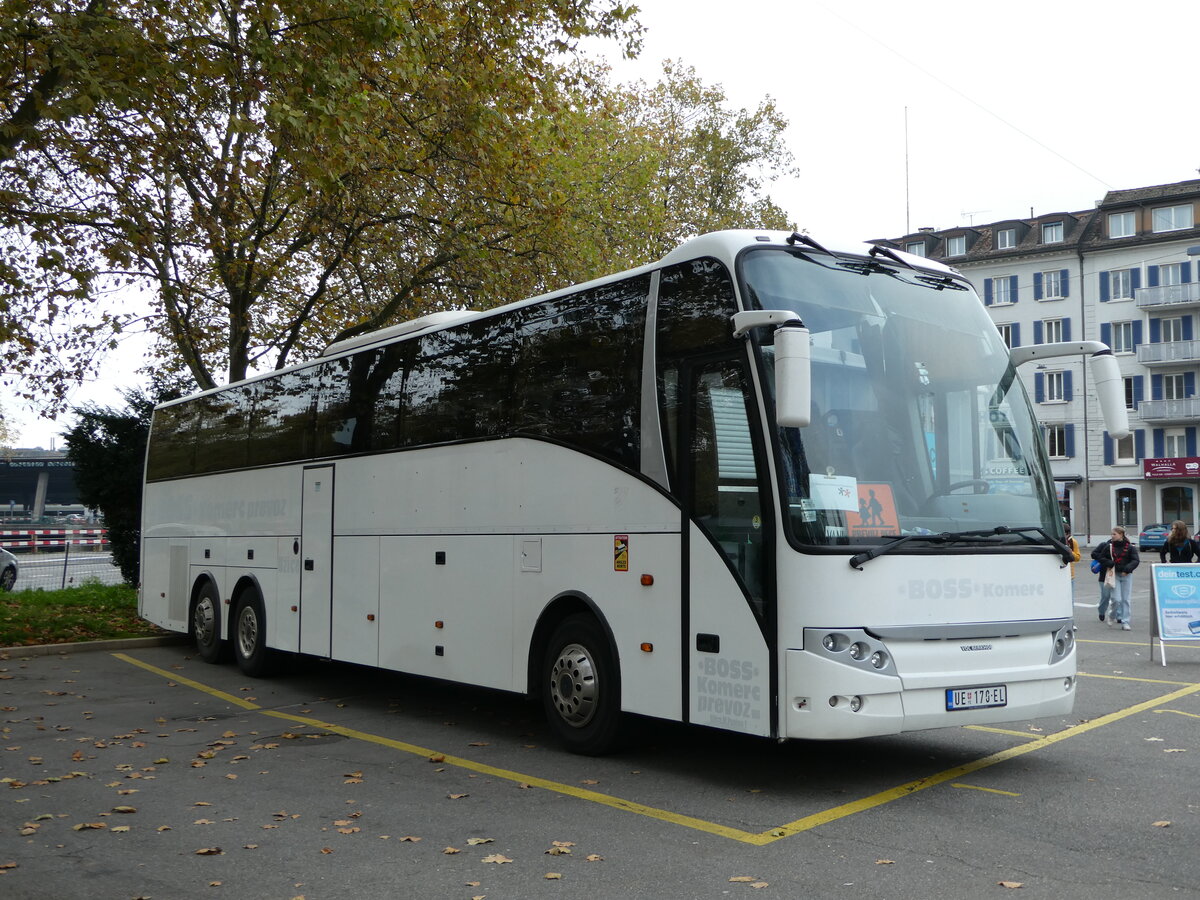 (242'548) - Aus Serbien: Boss Komerc Prevoz, Uzice - UE 170-EL - VDL Berkhof am 12. November 2022 in Z�rich, Sihlquai