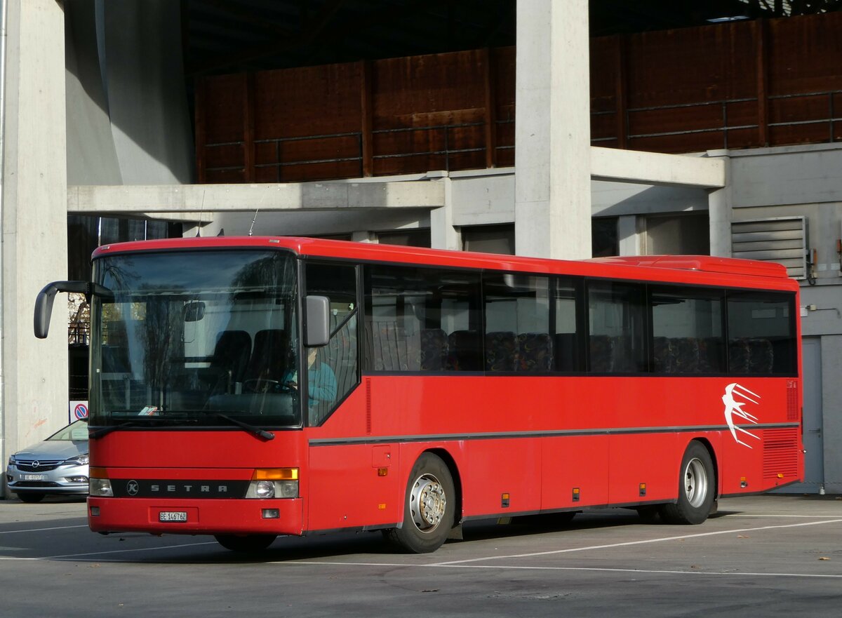 (243'065) - Land-Bus, Wattenwil - BE 146'762 - Setra (ex Gander, Ch�teau-d'Oex; ex TRAVYS Yverdon; ex AFA Adelboden Nr. 5) am 21. November 2022 in Thun, Grabengut