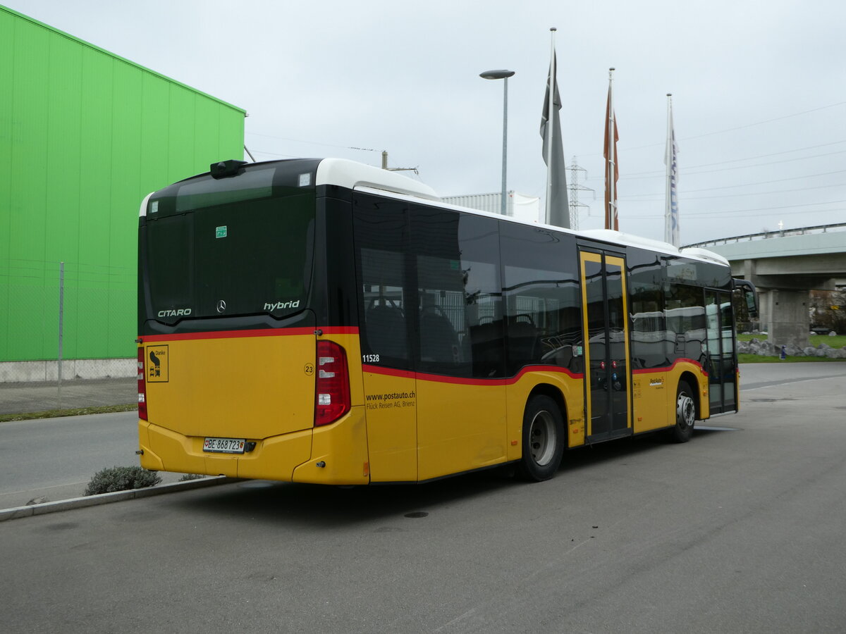 (243'162) - Fl�ck, Brienz - Nr. 23/BE 868'723 - Mercedes am 27. November 2022 in Kerzers, Interbus