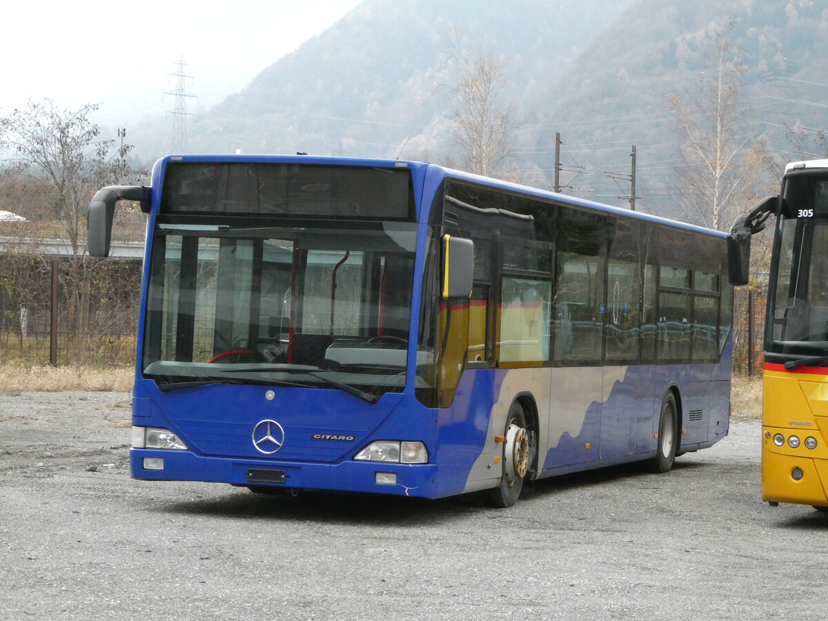 (243'453) - Lathion, Sion - Nr. 25 - Mercedes (ex VZO Gr�ningen Nr. 14) am 3. Dezember 2022 bei St-Maurice