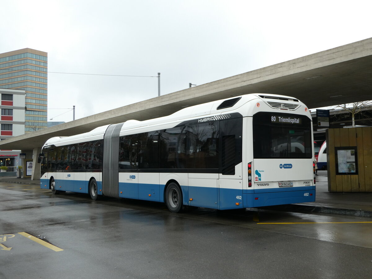 (243'494) - VBZ Z�rich - Nr. 462/ZH 941'462 - Volvo am 7. Dezember 2022 beim Bahnhof Z�rich Oerlikon