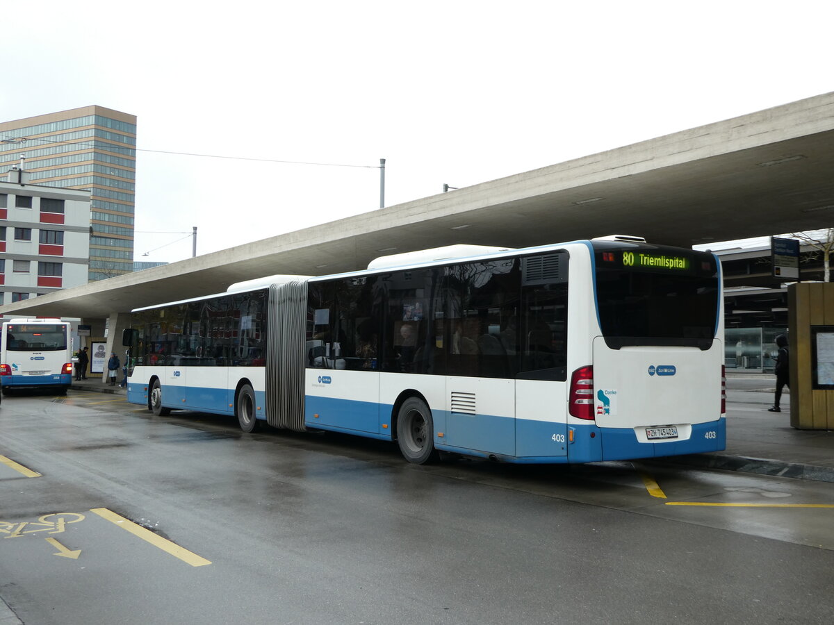 (243'512) - VBZ Z�rich - Nr. 403/ZH 745'403 - Mercedes am 7. Dezember 2022 beim Bahnhof Z�rich Oerlikon
