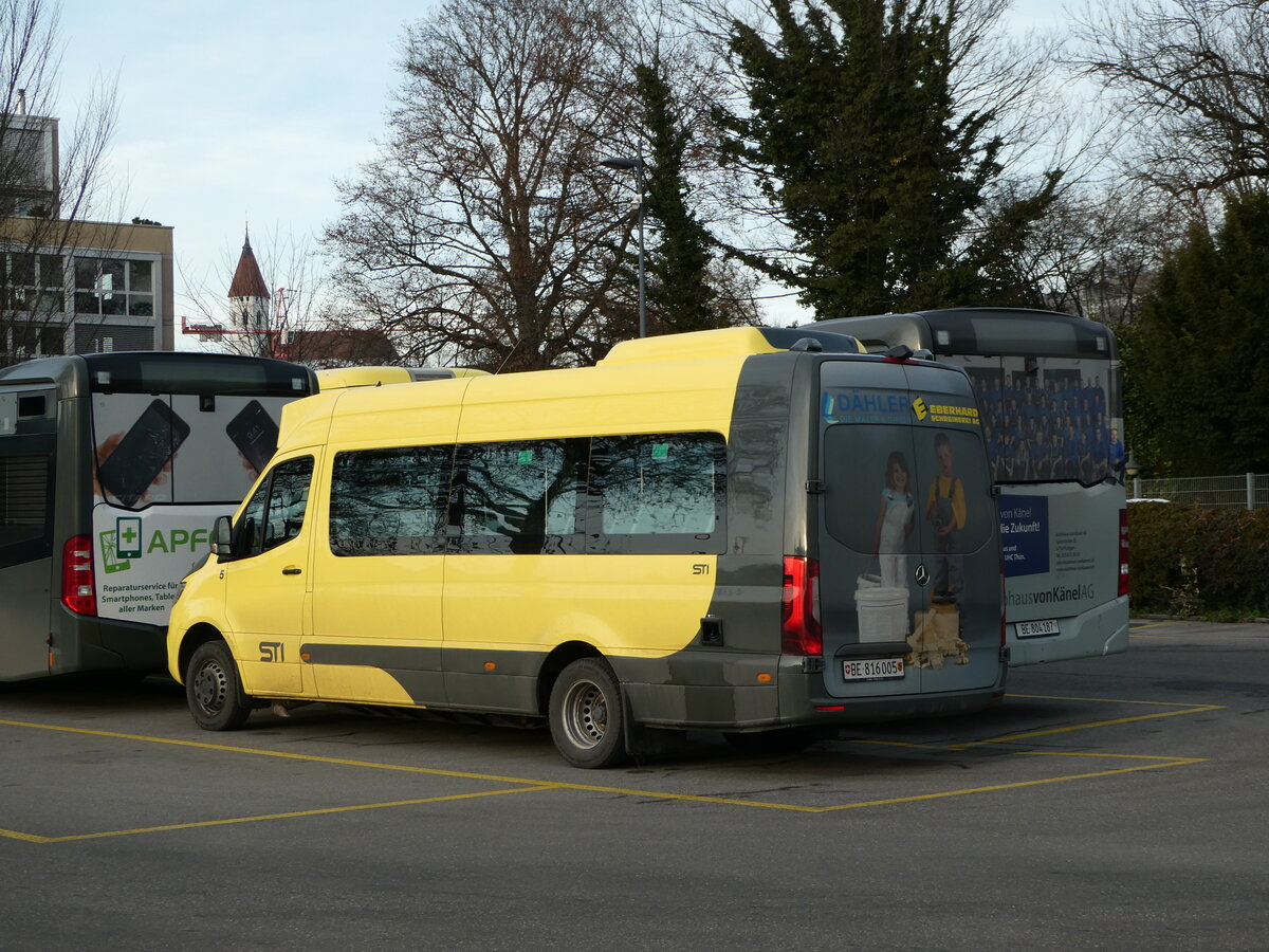 (244'049) - STI Thun - Nr. 5/BE 816'005 - Mercedes am 19. Dezember 2022 bei der Schiffl�ndte Thun
