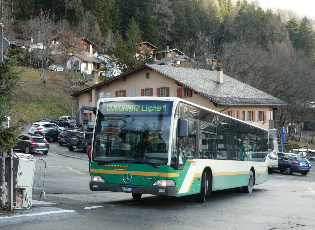 (244'229) - Buchard, Leytron - Nr. 69/VS 101'312 - Mercedes (ex MBC Morges Nr. 69) am 27. Dezember 2022 in Ovronnaz, La Crois�e