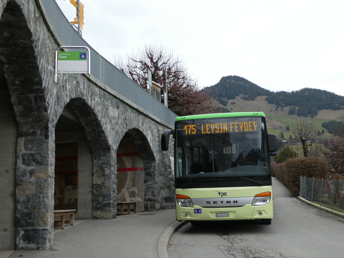 (244'399) - TPC Aigle - Nr. 31/VD 263'344 - Setra (ex Vol�nbusz, H-Budapest) am 2. Januar 2023 beim Bahnhof Ch�teau-d'Oex
