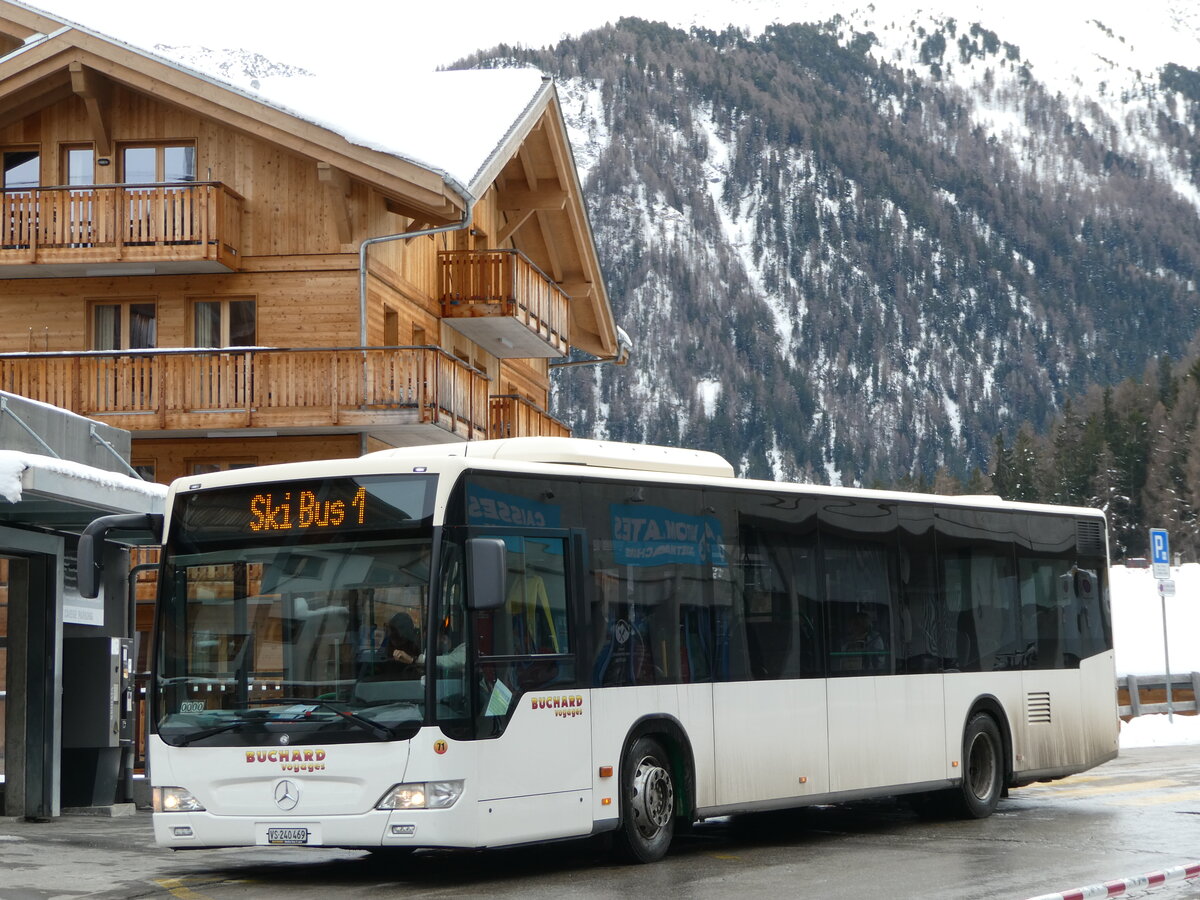 (245'044) - Buchard, Leytron - Nr. 71/VS 240'469 - Mercedes (ex MBC Morges Nr. 80) am 14. Januar 2023 in La Tzoumaz, T�l�cabine