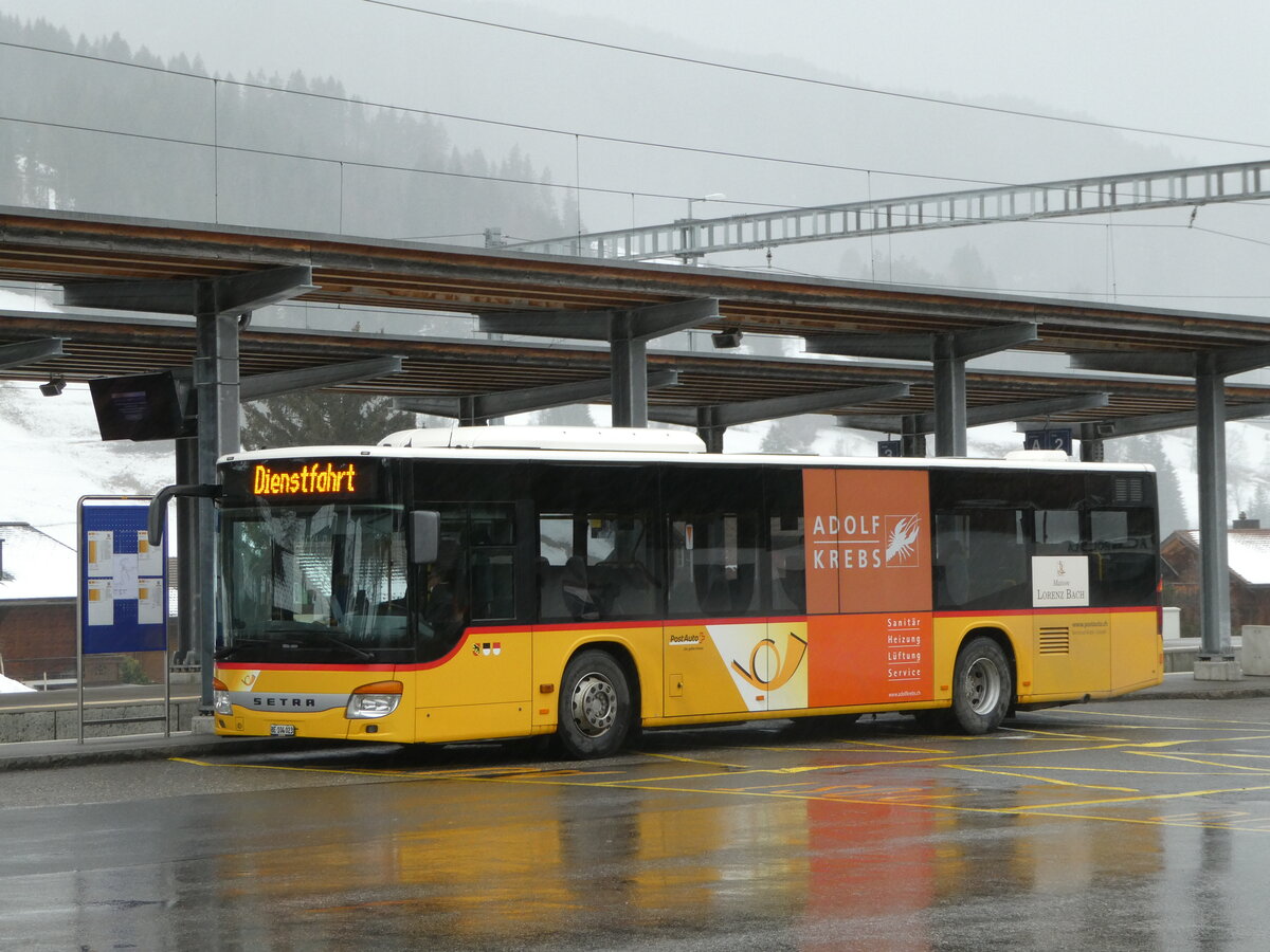 (245'066) - K�bli, Gstaad - BE 104'023/PID 5203 - Setra (ex Nr. 1) am 15. Januar 2023 beim Bahnhof Gstaad