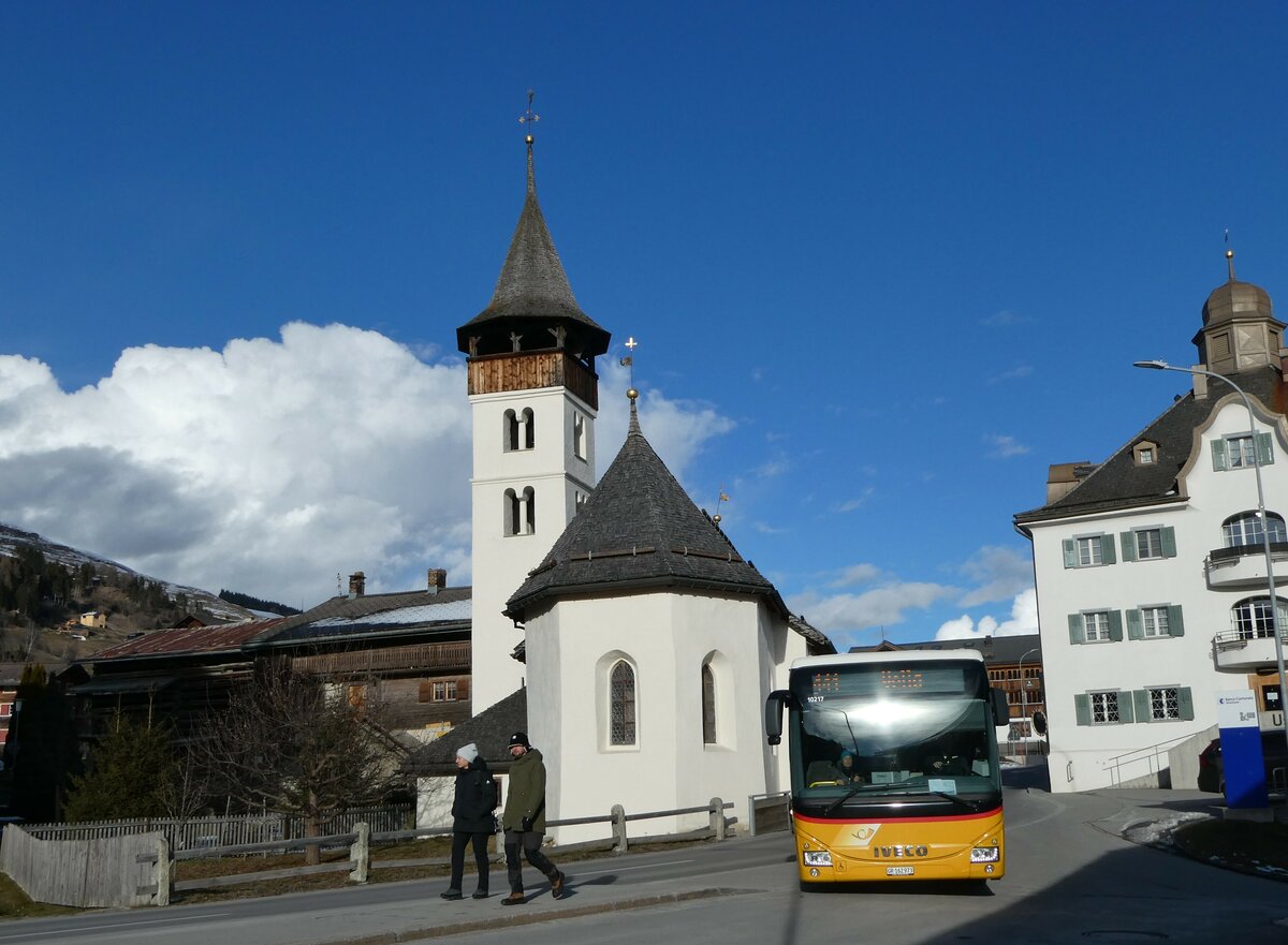 (245'156) - PostAuto Graub�nden - Nr. 15/GR 162'973/PID 10'217 - Iveco (ex Fontana, Ilanz Nr. 15) am 18. Januar 2023 in Vella, Post 