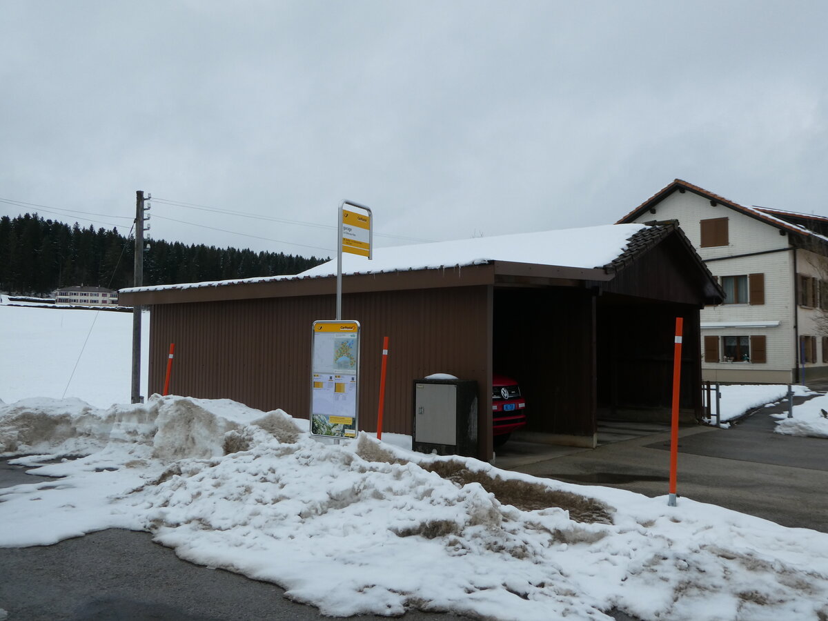 (245'681) - PostAuto-Haltestelle am 2. Februar 2023 in La C�te-aux-F�es, Garage