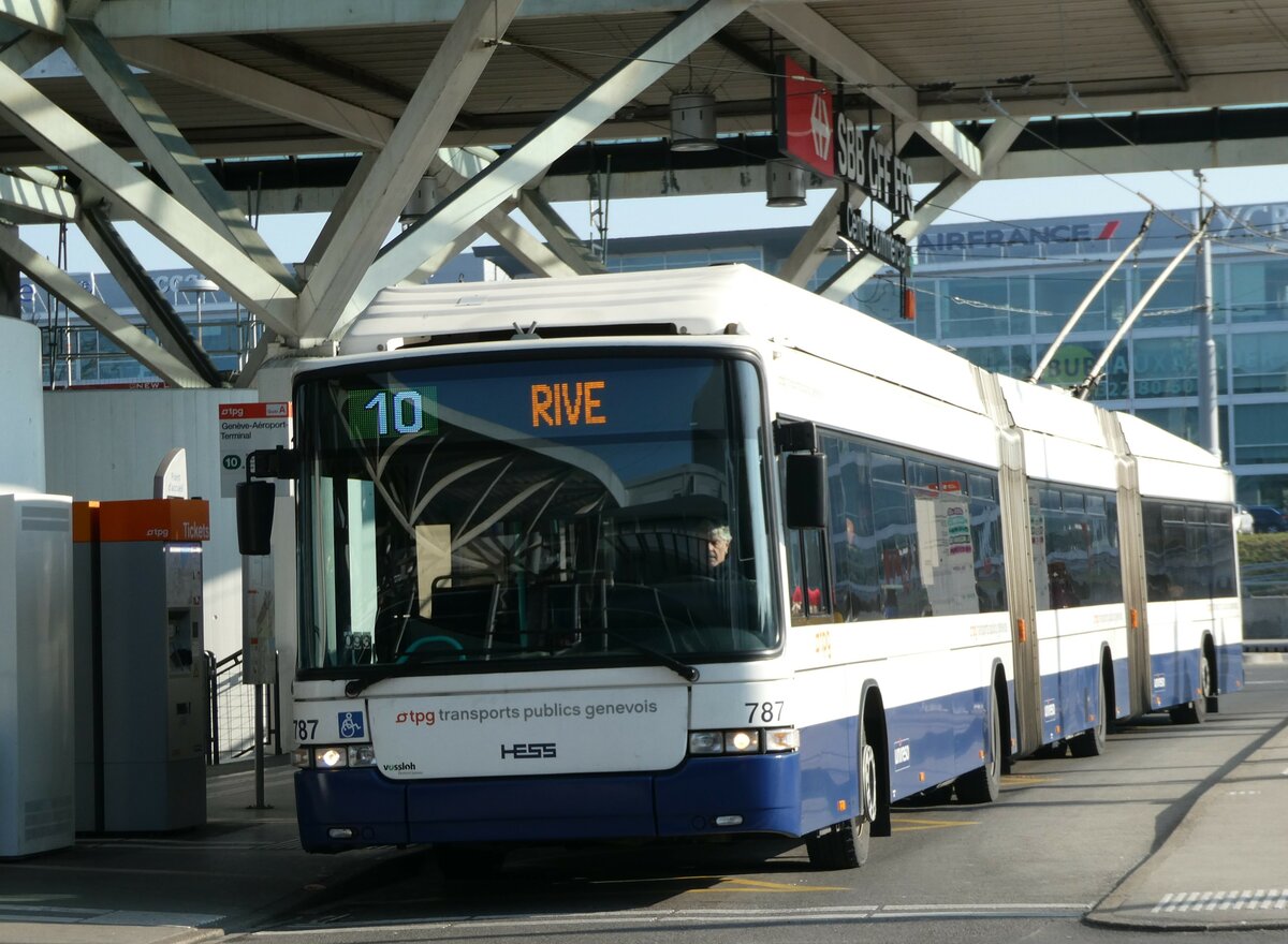 (245'975) - TPG Gen�ve - Nr. 787 - Hess/Hess Doppelgelenktrolleybus am 9. Februar 2023 in Gen�ve, A�roport