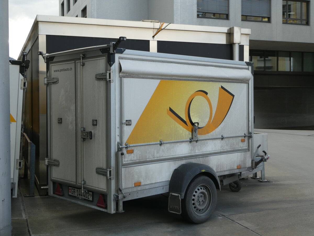 (246'551) - PostAuto Graub�nden - GR 144'402 - Humbaur Gep�ckanh�nger am 24. Februar 2023 in Chur, Postautostation