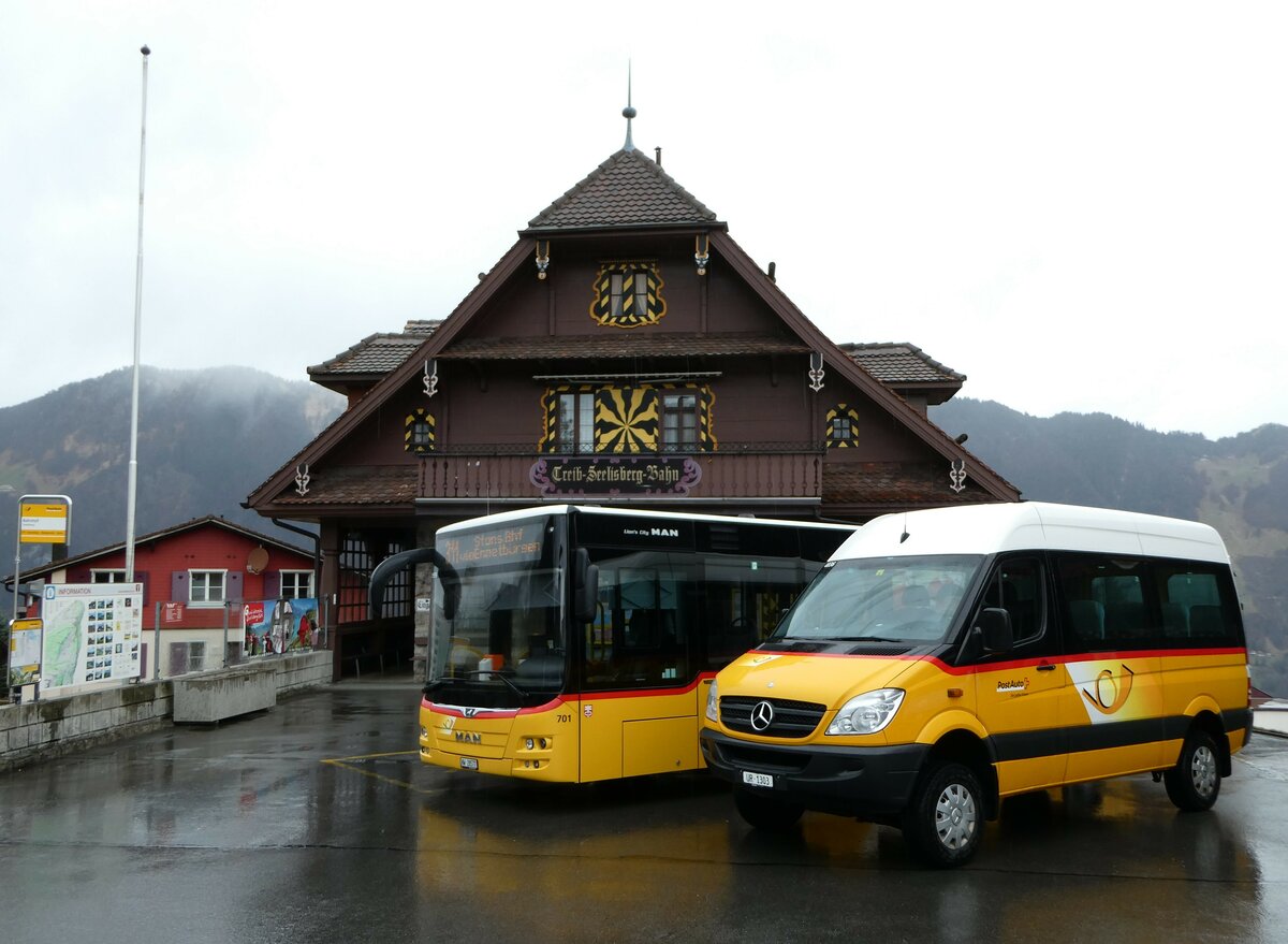 (247'106) - TSB Seelisberg - UR 1303/PID 4836 - Mercedes (ex Schnider, Sch�pfheim) am 10. M�rz 2023 beim Bahnhof Seelisberg