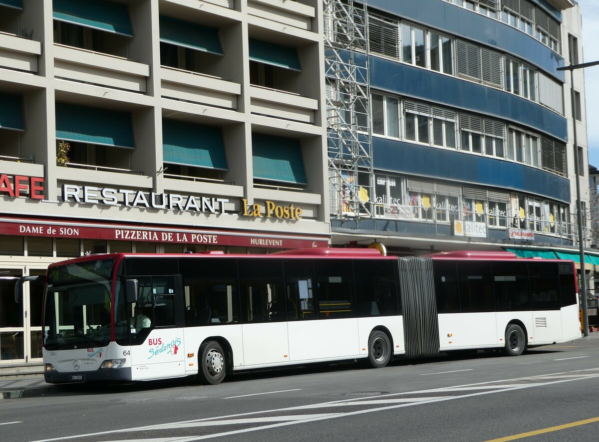 (247'233) - PostAuto Wallis - Nr. 64/VS 12'674/PID 4481 - Mercedes (ex Lathion, Sion Nr. 64) am 16. M�rz 2023 beim Bahnhof Sion