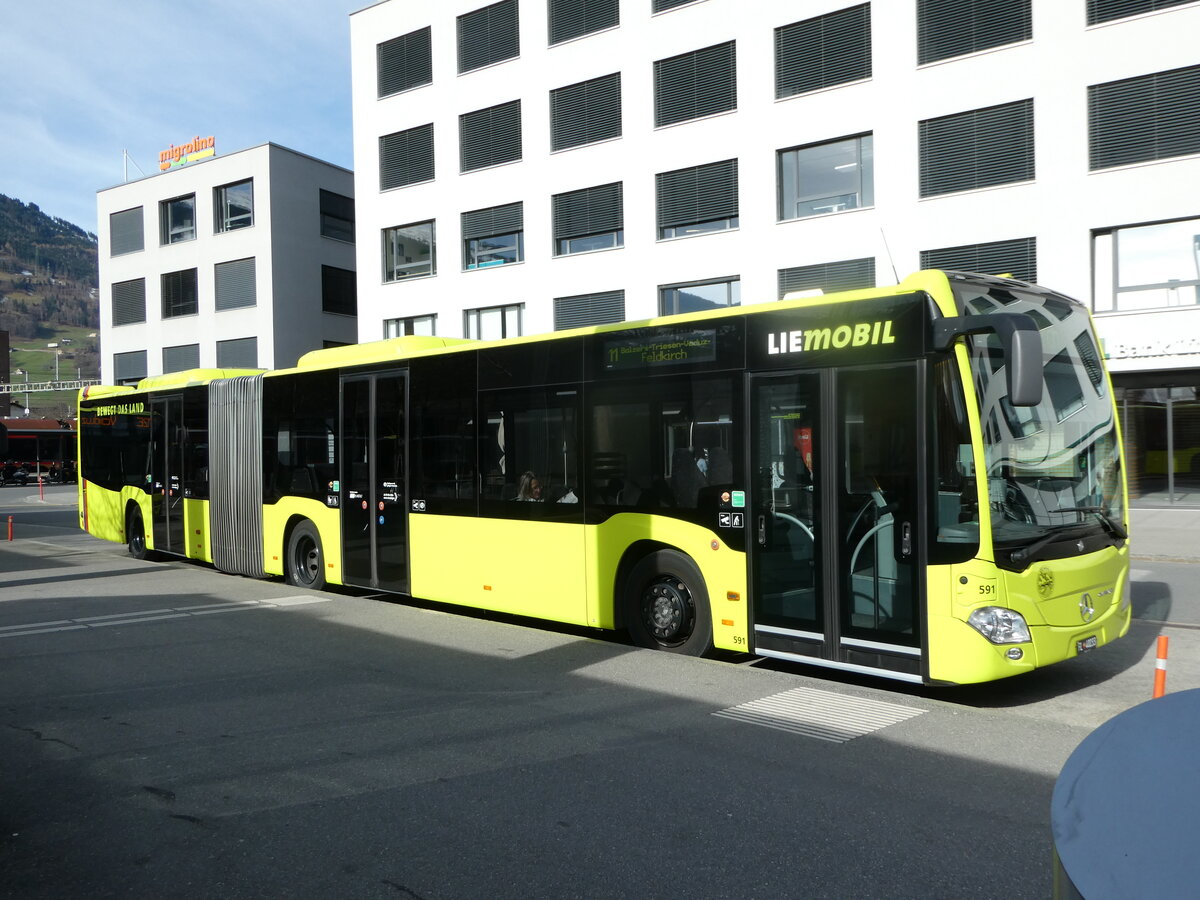 (247'291) - Aus Liechtenstein: BOS PS Anstalt, Vaduz - Nr. 591/FL 40'233 - Mercedes (ex PLA Vaduz Nr. 62/PID 10'405) am 17. M�rz 2023 beim Bahnhof Sargans
