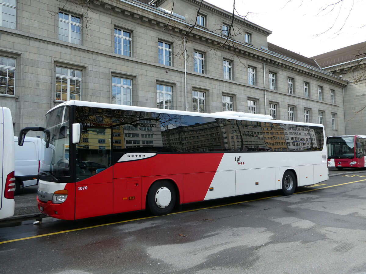 (247'636) - TPF Fribourg - Nr. 1070/FR 301'576 - Setra (ex CJ Tramelan Nr. 124) am 25. M�rz 2023 beim Bahnhof Biel