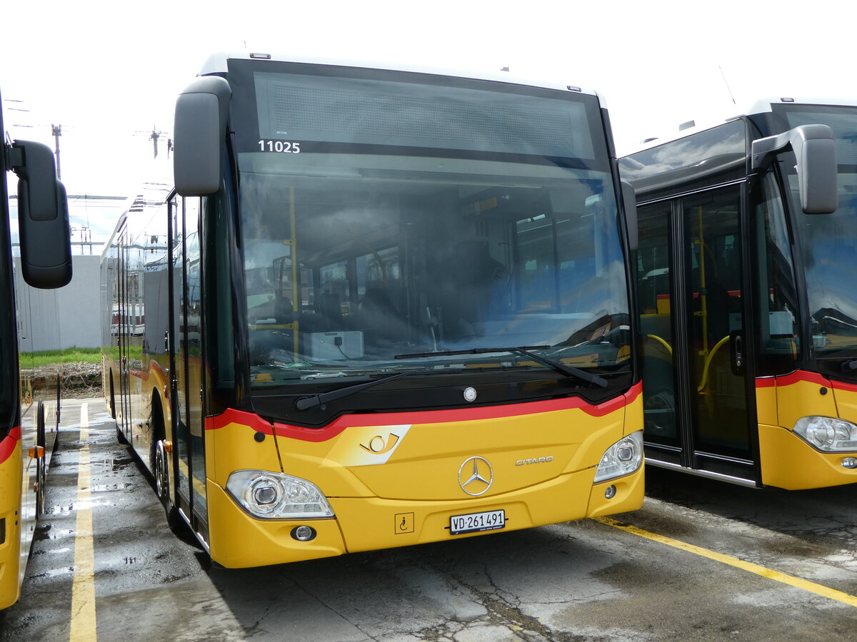 (247'651) - CarPostal Ouest - VD 261'491/PID 11'025 - Mercedes am 25. M�rz 2023 in Yverdon, Garage