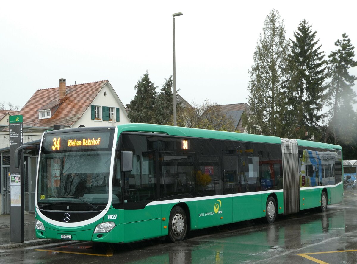 (247'898) - BVB Basel - Nr. 7027/BS 99'327 - Mercedes am 30. M�rz 2023 in Bottmingen, Schloss