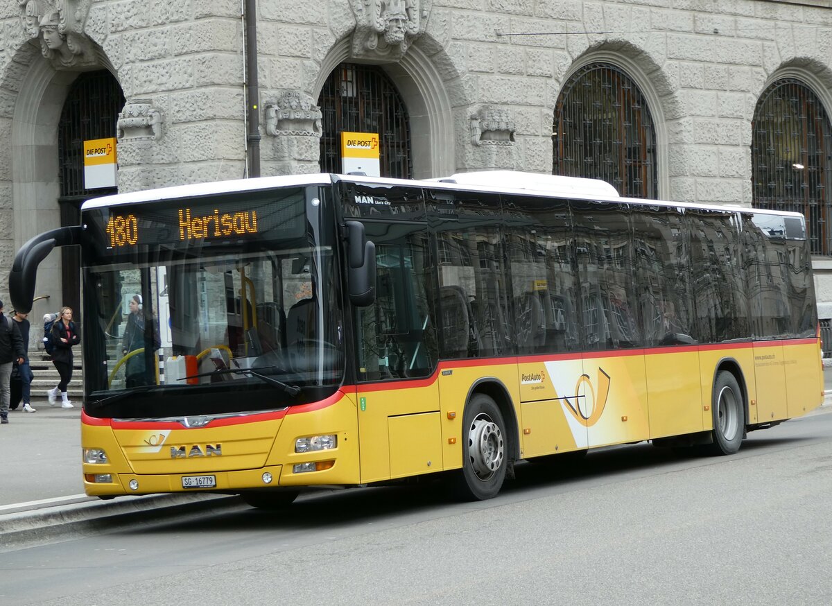 (248'402) - Postautobetriebe Unteres Toggenburg, L�tisburg - SG 16'779/PID 10'437 - MAN am 13. April 2023 beim Bahnhof St. Gallen