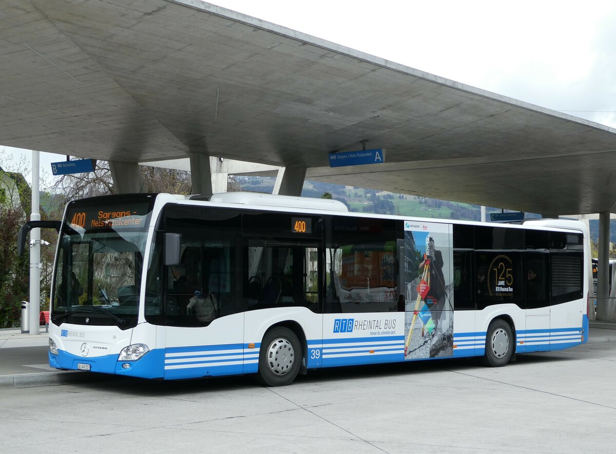 (248'468) - RTB Altst�tten - Nr. 39/SG 349'357 - Mercedes am 13. April 2023 beim Bahnhof Buchs
