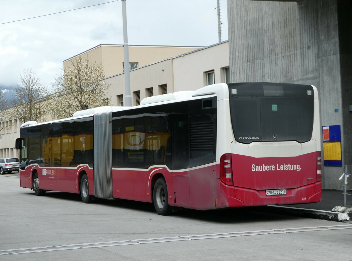 (248'484) - RTB Altst�tten - Nr. 925/SG 482'221 - Mercedes (ex Wiener Linien, A-Wien Nr. 8735) am 13. April 2023 beim Bahnhof Buchs