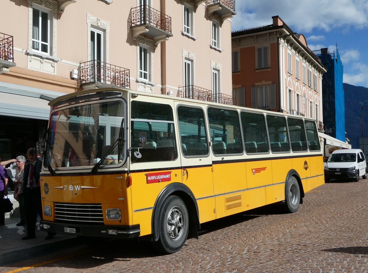 (248'680) - Wittwer, Chur - GR 16'004 - FBW/Gangloff (ex Eggenberger, M�riken; ex AVG Grindelwald Nr. 11; ex P 24'170) am 16. April 2023 beim Bahnhof Bellinzona
