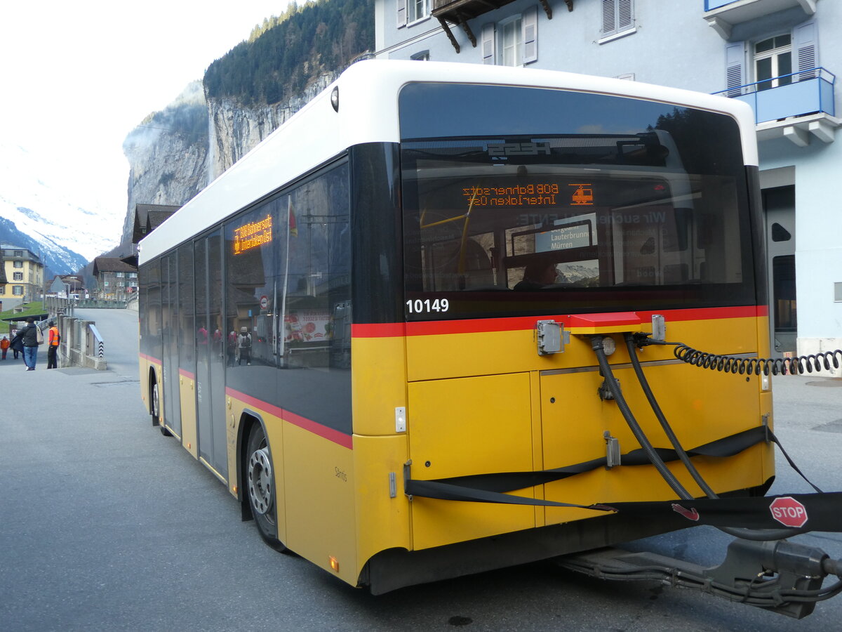 (248'755) - PostAuto Ostschweiz - SG 412'681/PID 10'149 - Hess Personenanh�nger am 18. April 2023 beim Bahnhof Lauterbrunnen