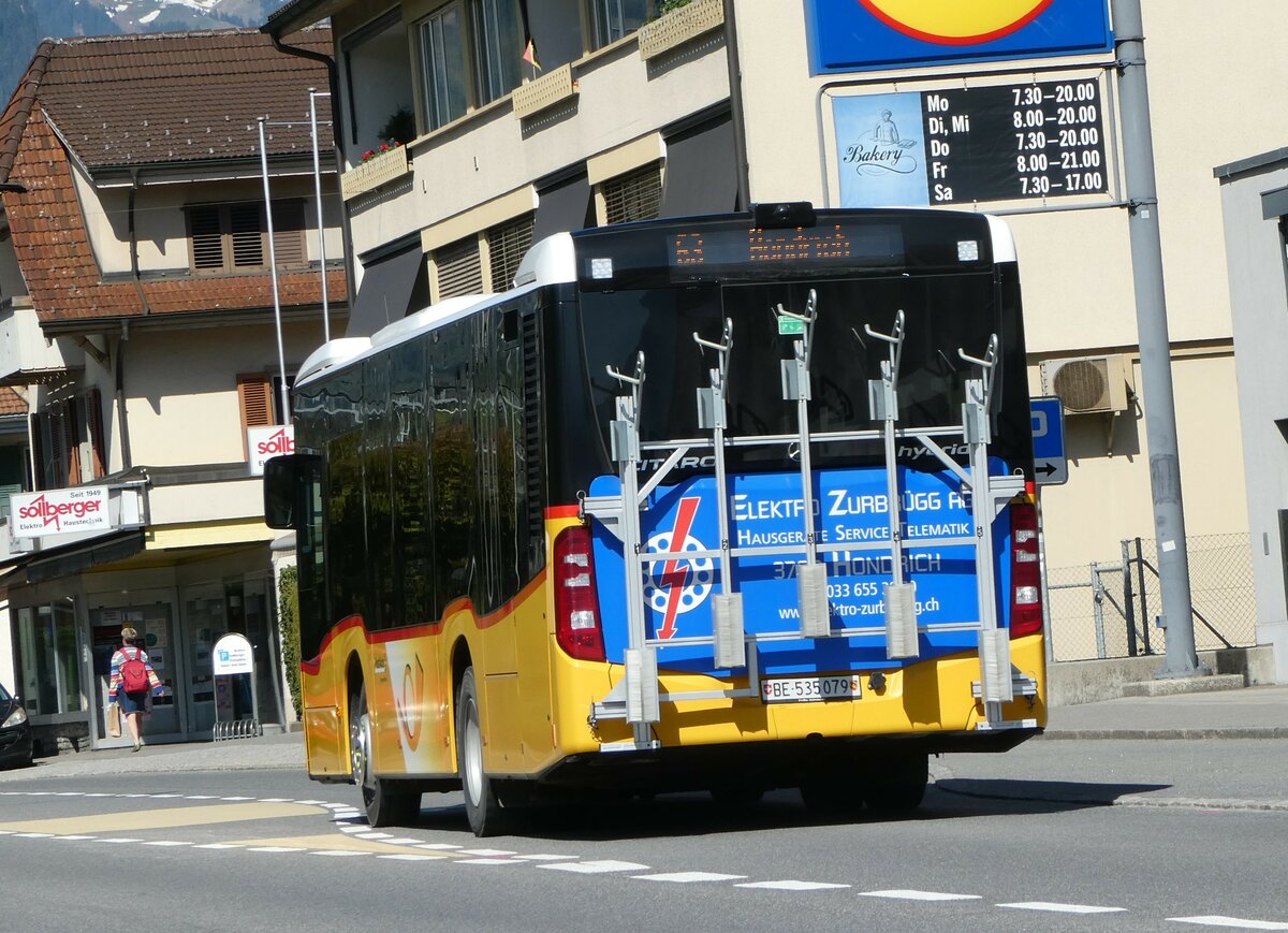 (249'469) - PostAuto Bern - BE 535'079/PID 11'681 - Mercedes am 3. Mai 2023 in Spiez, L�tschbergplatz