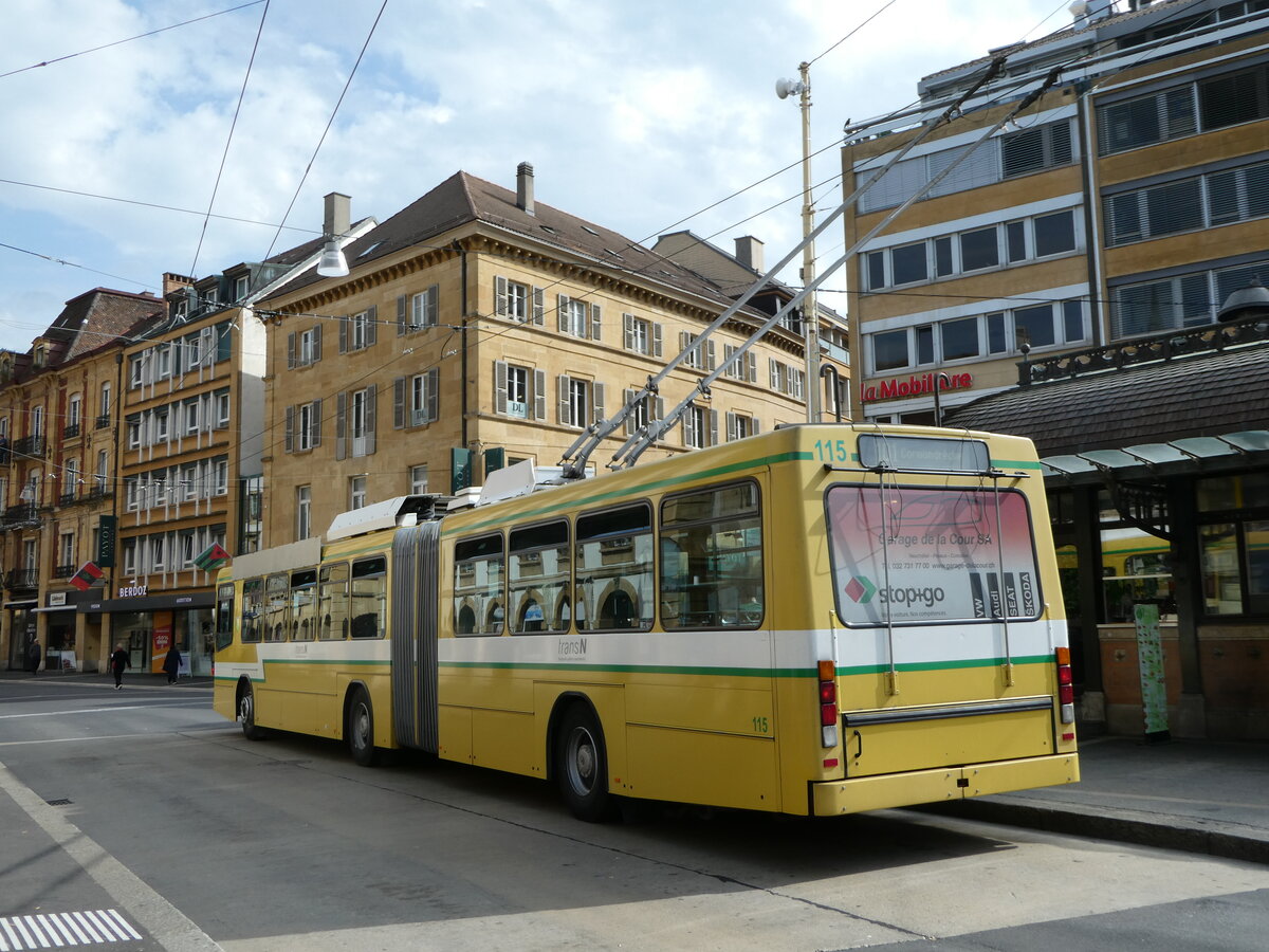 (249'570) - transN, La Chaux-de-Fonds - Nr. 115 - NAW/Hess Gelenktrolleybus (ex TN Neuch�tel Nr. 115) am 5. Mai 2023 in Neuch�tel, Place Pury