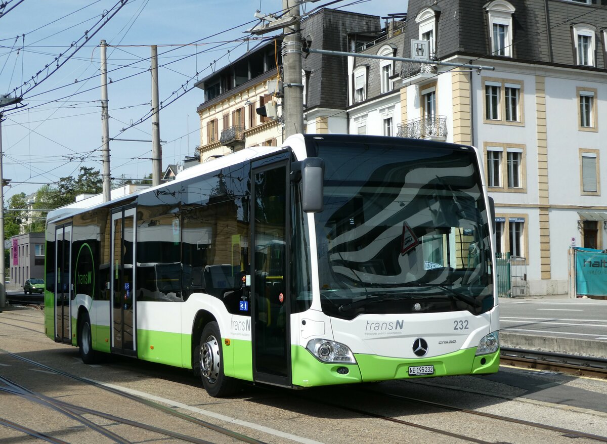 (249'608) - transN, La Chaux-de-Fonds - Nr. 232/NE 195'232 - Mercedes am 5. Mai 2023 in Neuch�tel, D�p�t