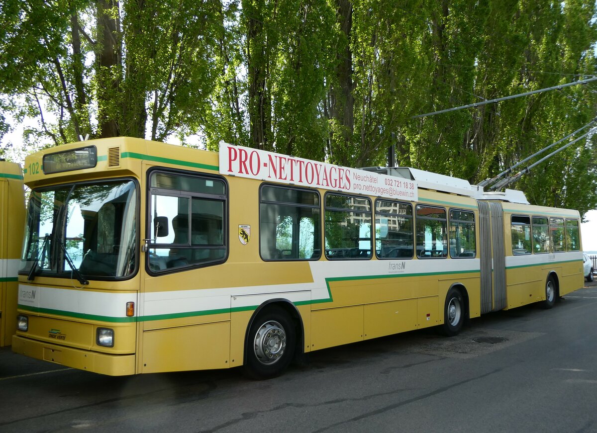 (249'616) - transN, La Chaux-de-Fonds - Nr. 102 - NAW/Hess Gelenktrolleybus (ex TN Neuch�tel Nr. 102) am 5. Mai 2023 in Neuch�tel, D�p�t